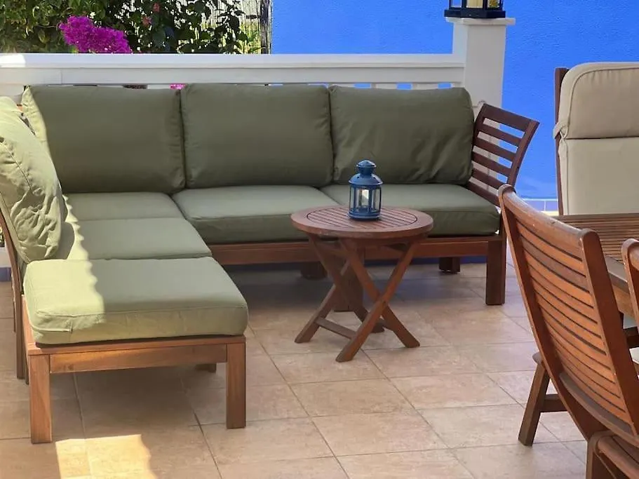 Holiday home Chalet Con Piscina Privada, Parking Y Zona Bbq Isla Canela