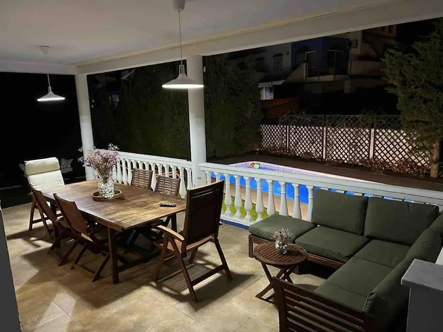Holiday home Chalet Con Piscina Privada, Parking Y Zona Bbq Isla Canela