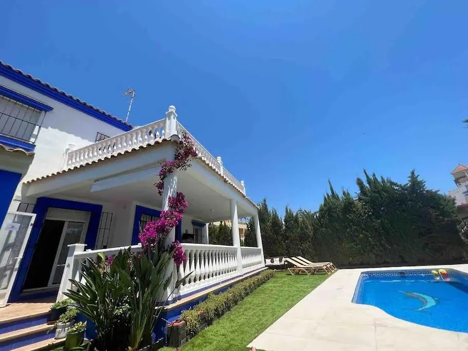 Holiday home Chalet Con Piscina Privada, Parking Y Zona Bbq Isla Canela Spain