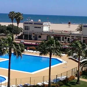 Precioso En Primera Línea De Playa Isla Canela