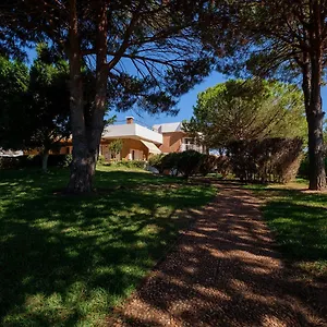 Casa Del Abuelo Isla Canela